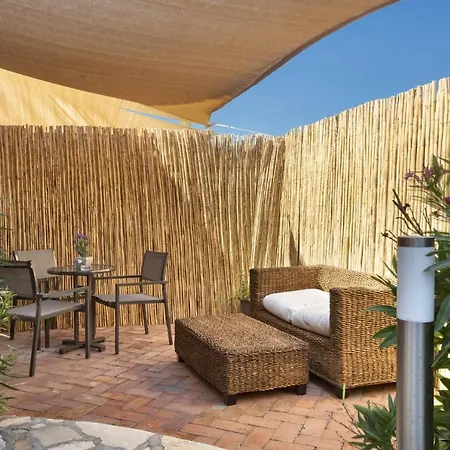 Iconic Luxury Couette-café Abbiadori